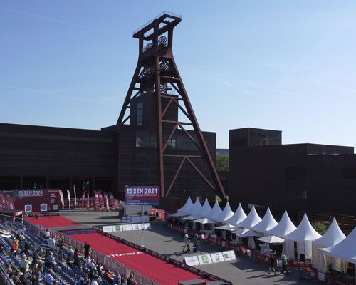 Foto: Eckhard Frerichs / Das Finalstadion war wunderbar eingebettet in die Kulisse des UNESCO-Welterbes Zeche Zollverein.